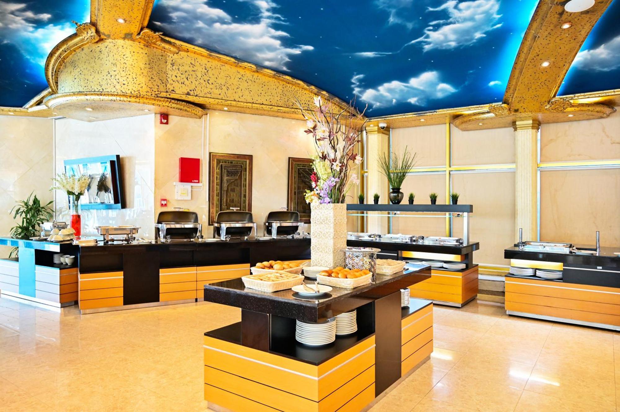 אל חור Tio Sea Resort מראה חיצוני תמונה The restaurant