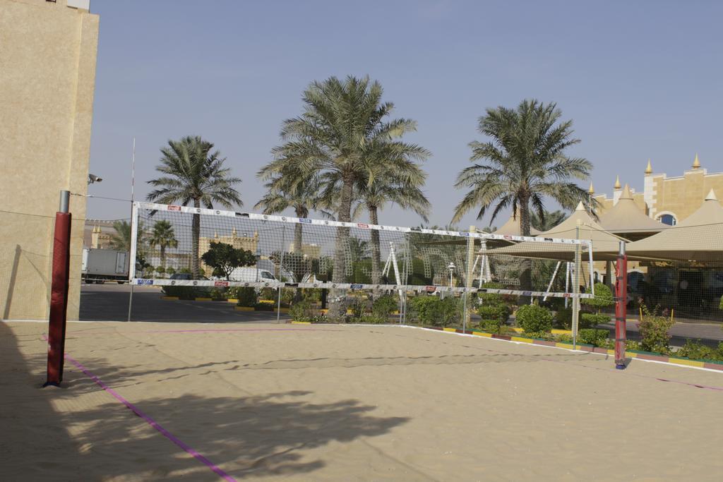אל חור Tio Sea Resort מראה חיצוני תמונה Al-Shaab Village