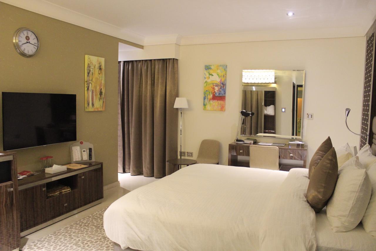 אל חור Tio Sea Resort מראה חיצוני תמונה A bedroom at the hotel