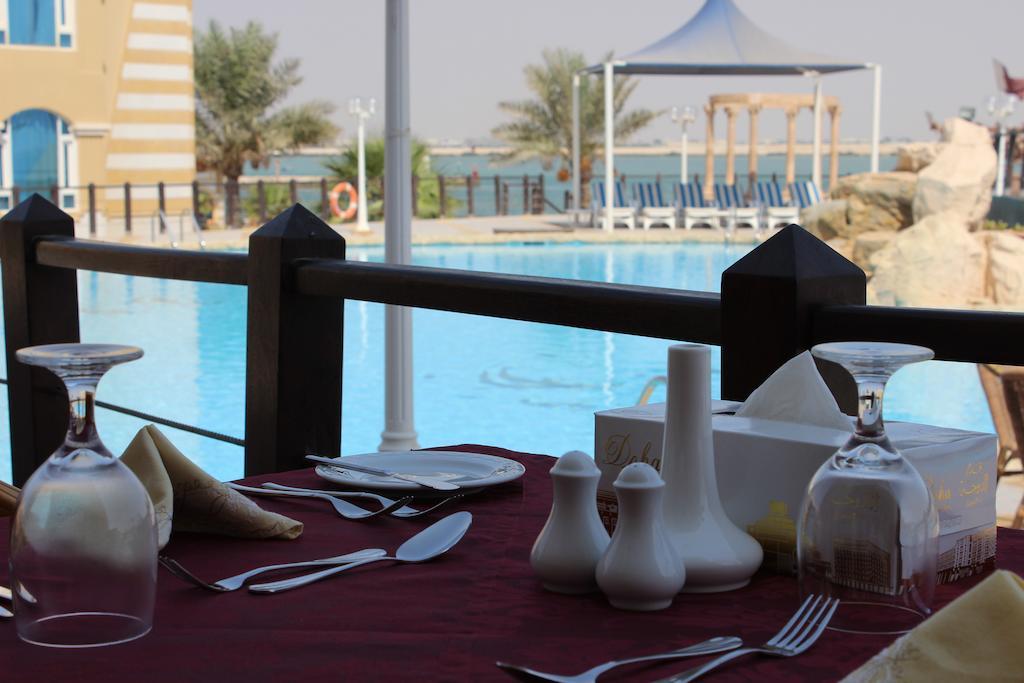אל חור Tio Sea Resort מראה חיצוני תמונה The pool at the hotel