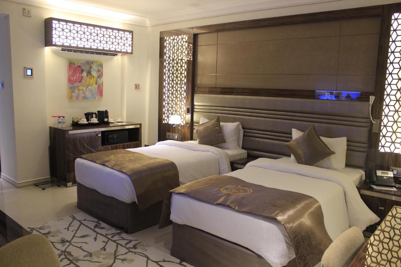אל חור Tio Sea Resort מראה חיצוני תמונה A room at the hotel